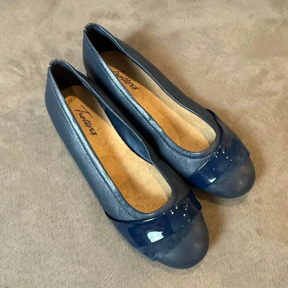 Trotters Navy Blue Leather Danni Flats Shoes Women's 6.5